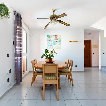 Family -3 Bedrooms And Rooftop El Medano (Tenerife)