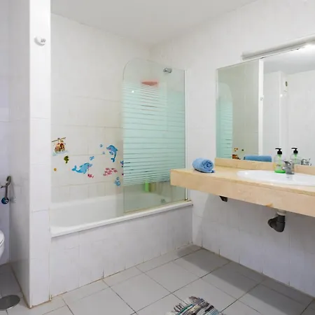 Family -3 Bedrooms And Rooftop Apartment El Medano (Tenerife)