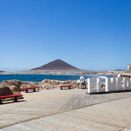 Family -3 Bedrooms And Rooftop * El Medano (Tenerife)