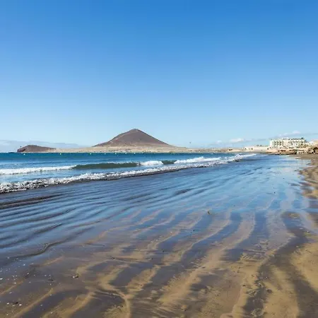 Family -3 Bedrooms And Rooftop Apartment El Medano (Tenerife)