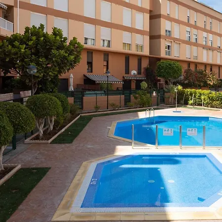 Family -3 Bedrooms And Rooftop شقة